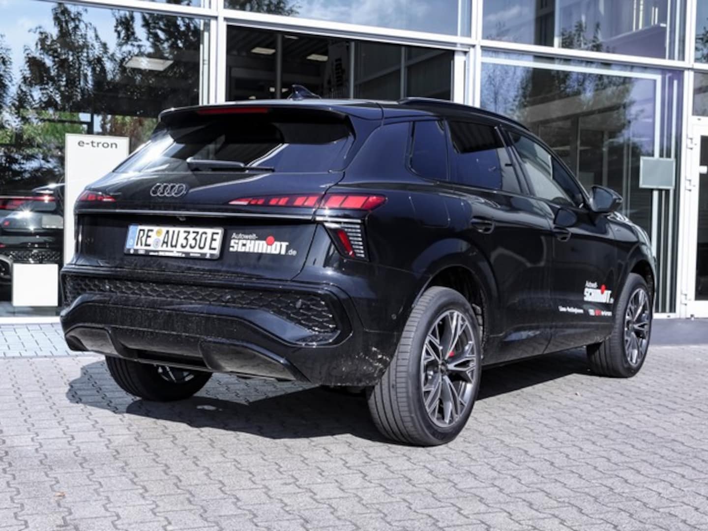 Bild über Audi Q3 SUV e-hybrid e-hybrid 200 kW S tronic - für weitere Informationen kontaktieren Sie den Audi Partner
