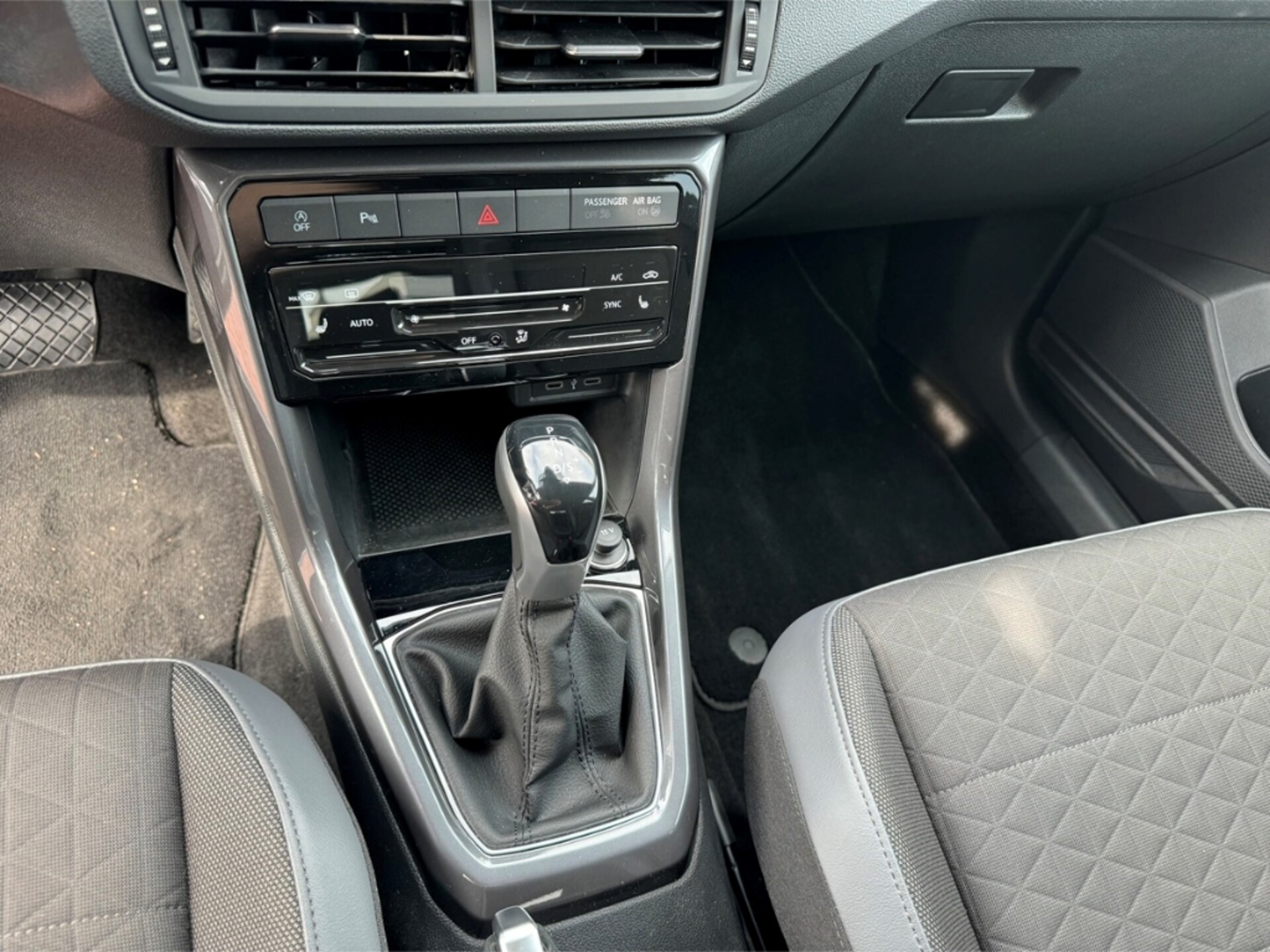 Volkswagen T-Cross Style