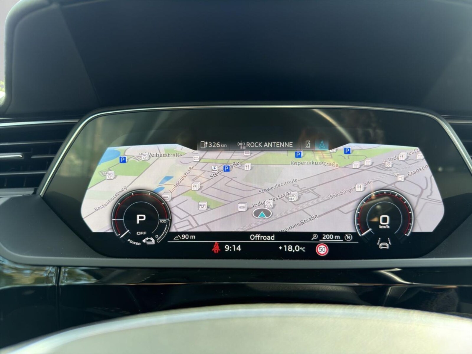Audi Q8 Sportback e-tron – Bild 10