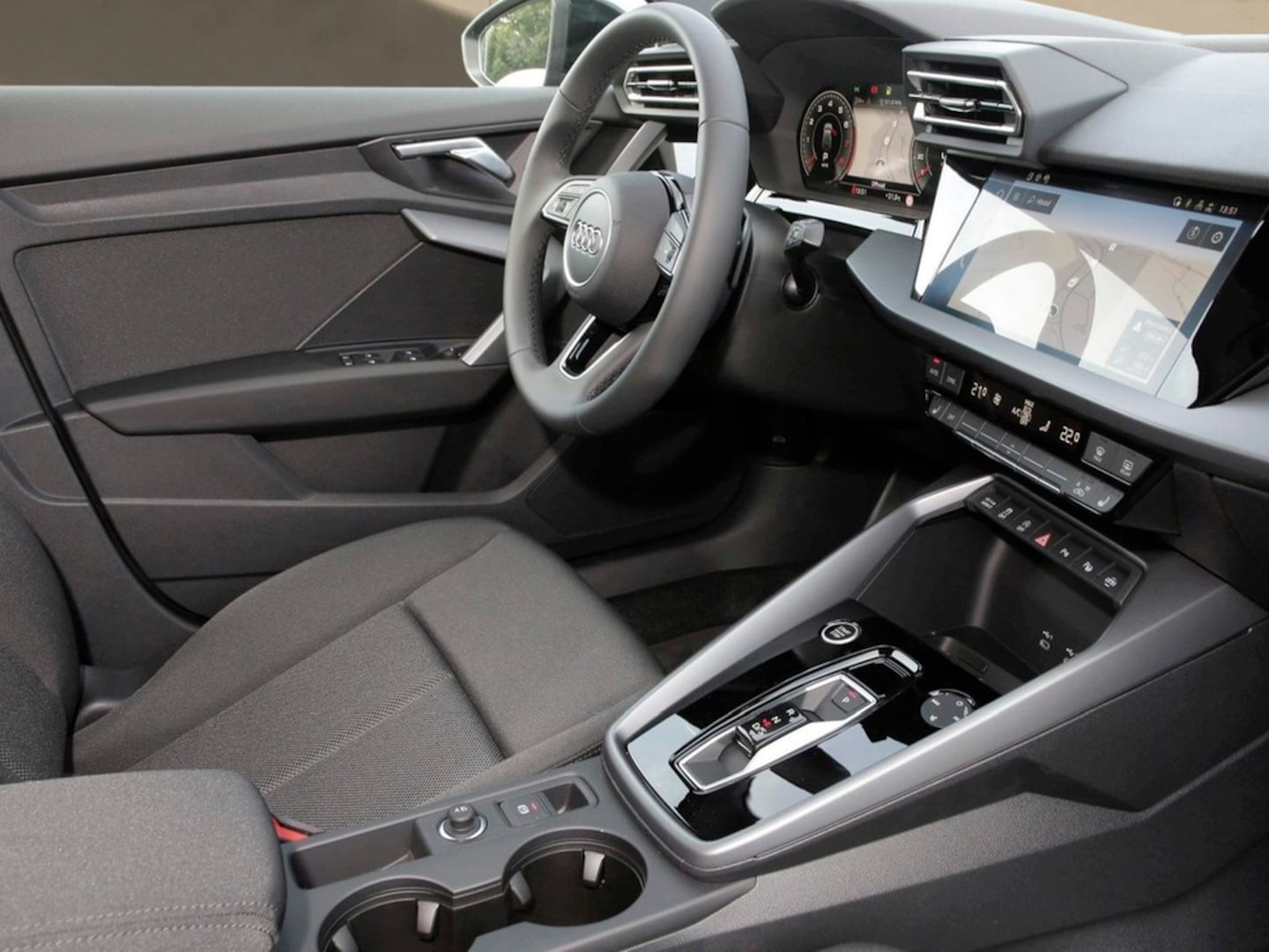 Bild über Audi A3 Sportback S line TFSI quattro 150 kW S tronic - für weitere Informationen kontaktieren Sie den Audi Partner