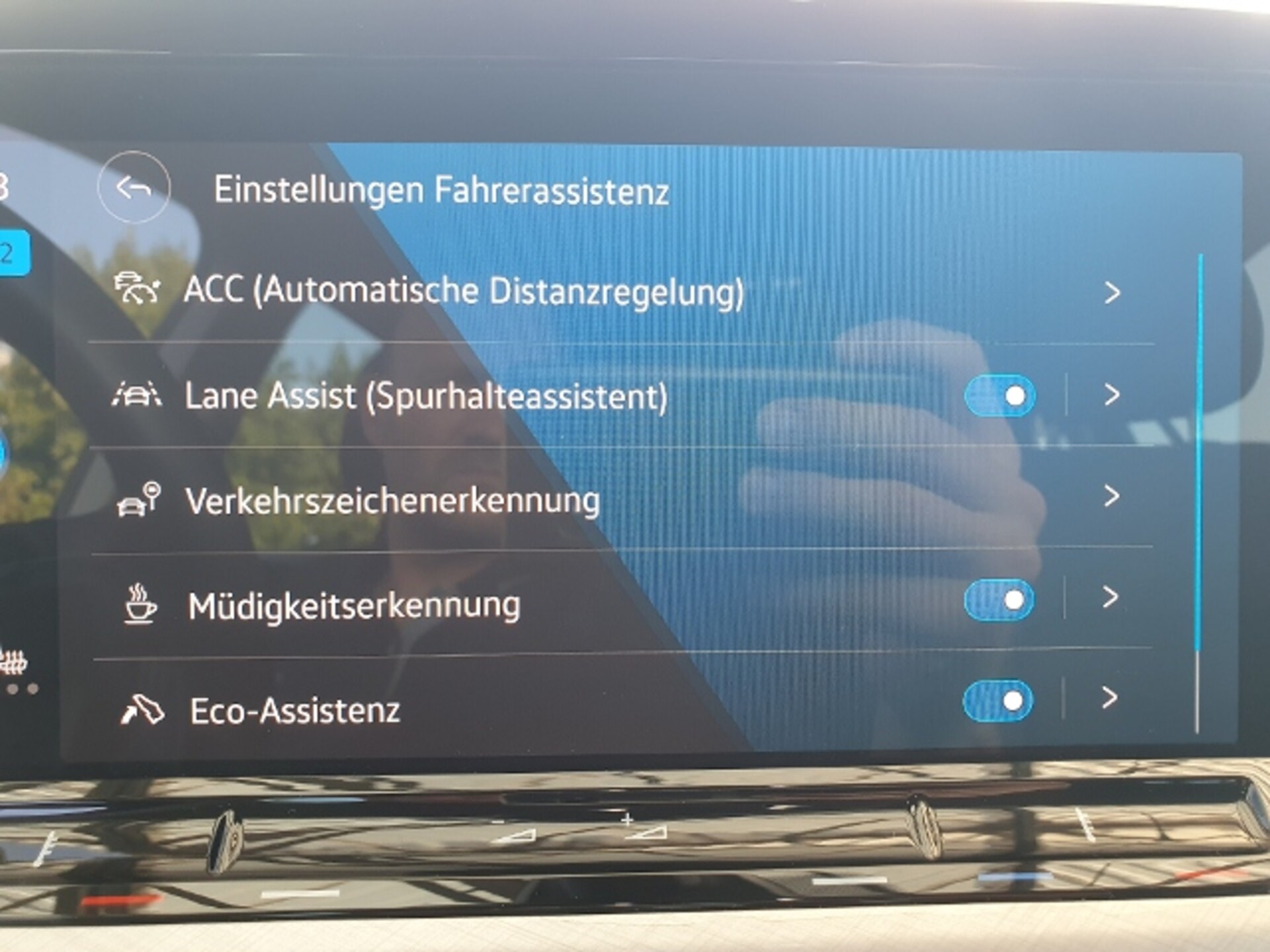 Volkswagen Golf Variant Life