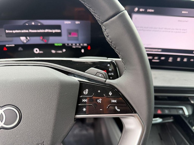 2026 Audi Q3 Base - Photo 17