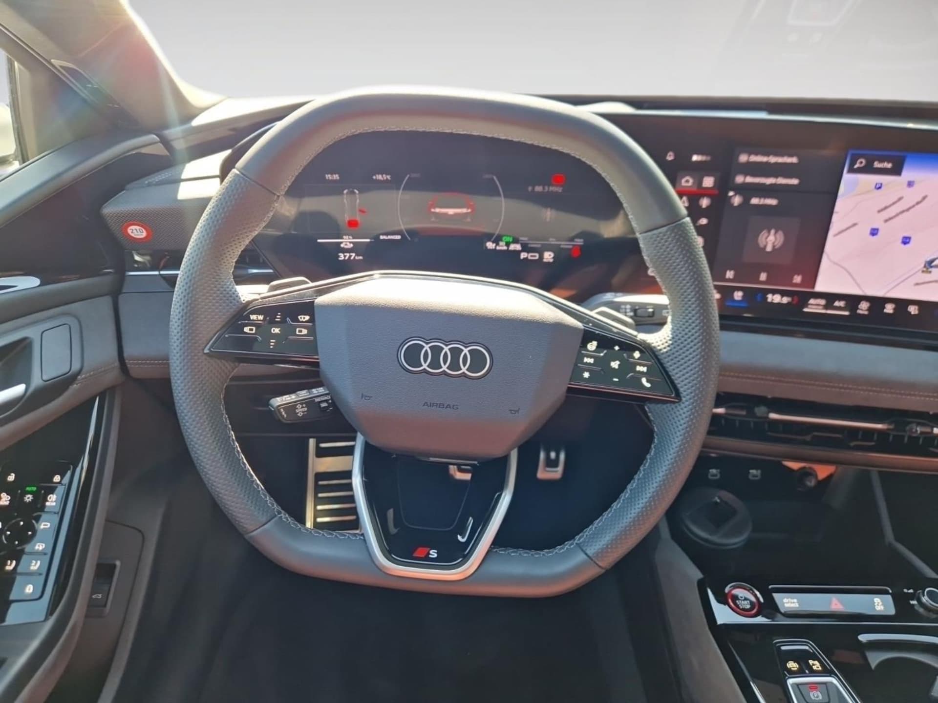 Audi S6 Avant e-tron