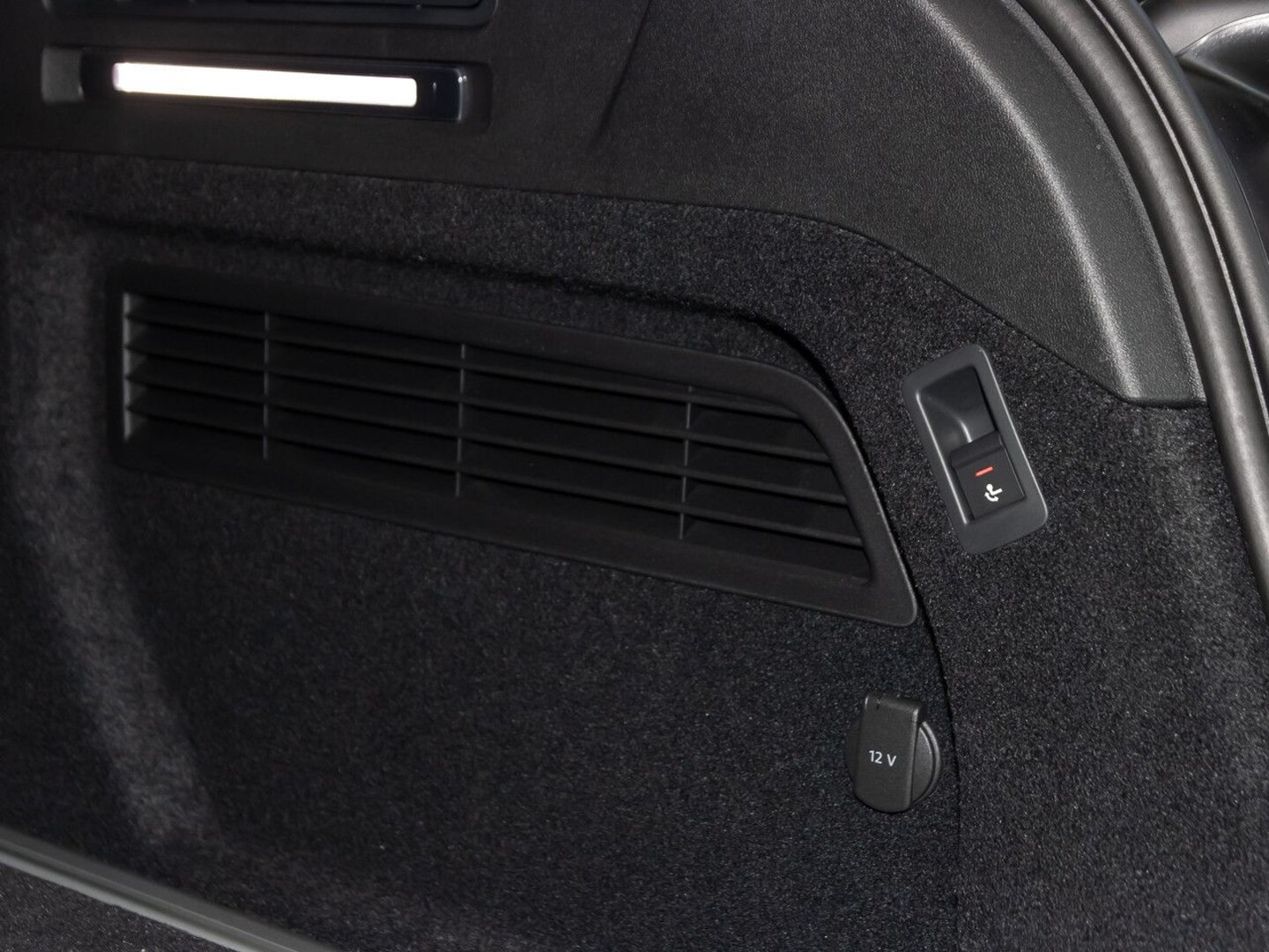 Bild über Audi A6 Avant edition one TDI quattro 150 kW S tronic - für weitere Informationen kontaktieren Sie den Audi Partner