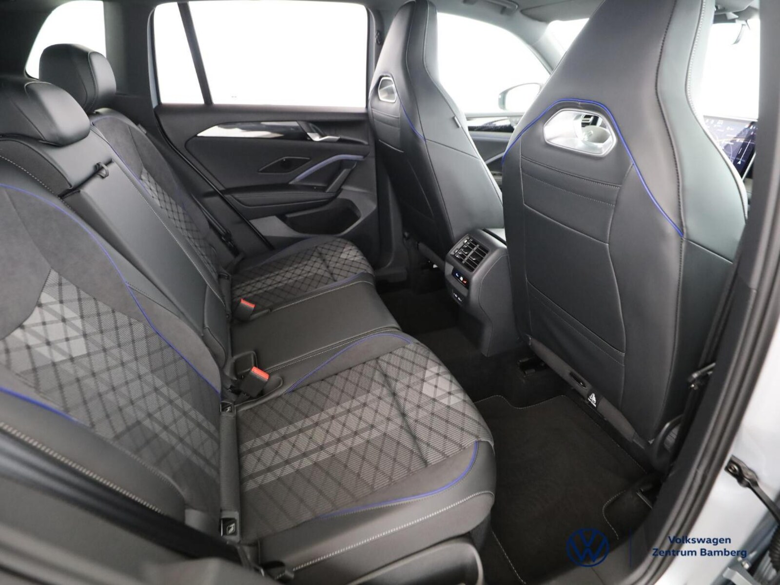 Volkswagen Tiguan – Bild 12