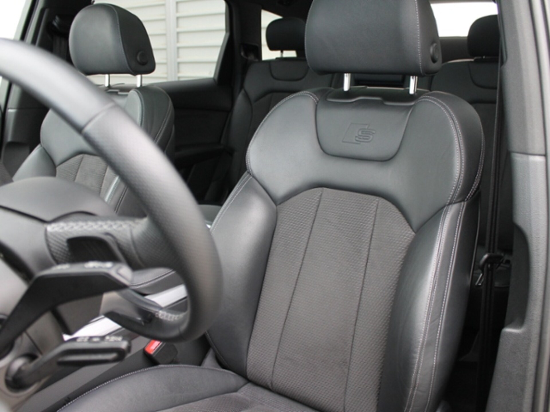 Audi SQ7 SUV