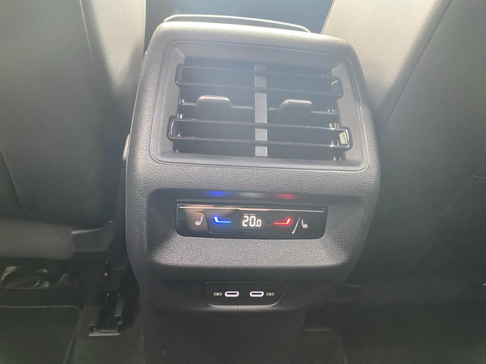 Volkswagen Tiguan – Bild 18