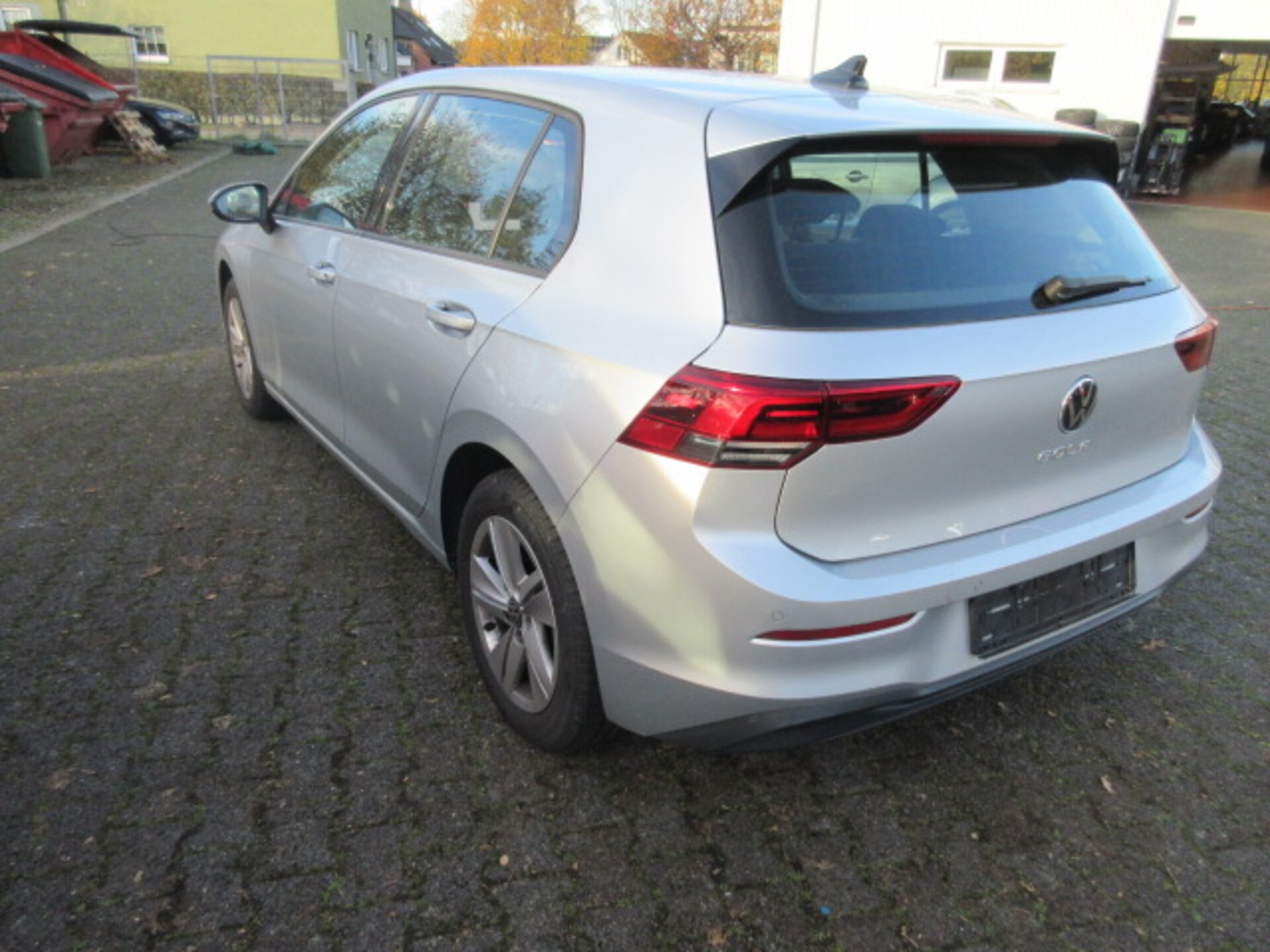 Volkswagen Golf Life