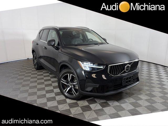2025 Volvo XC40