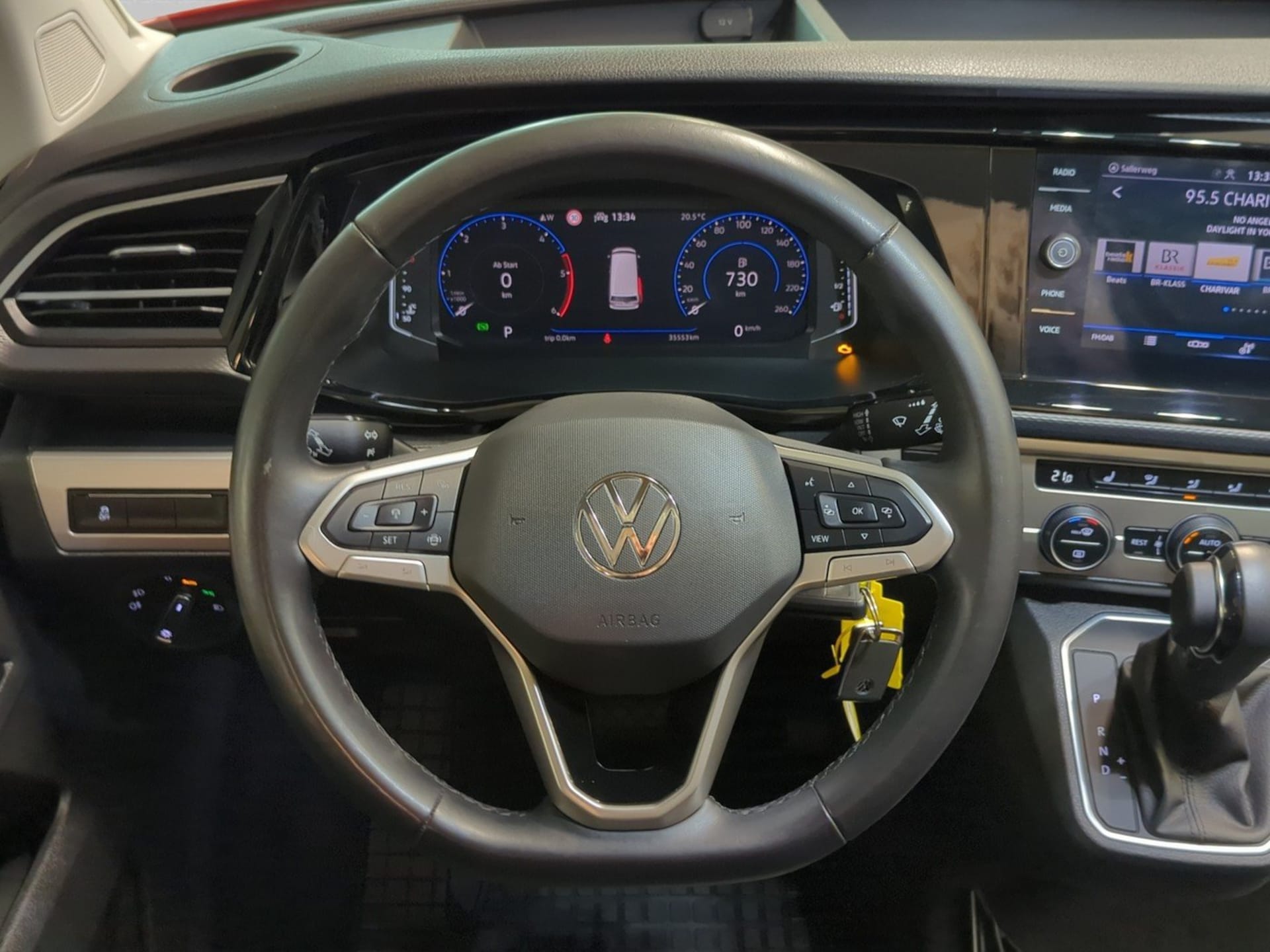 Volkswagen T6.1 California Beach