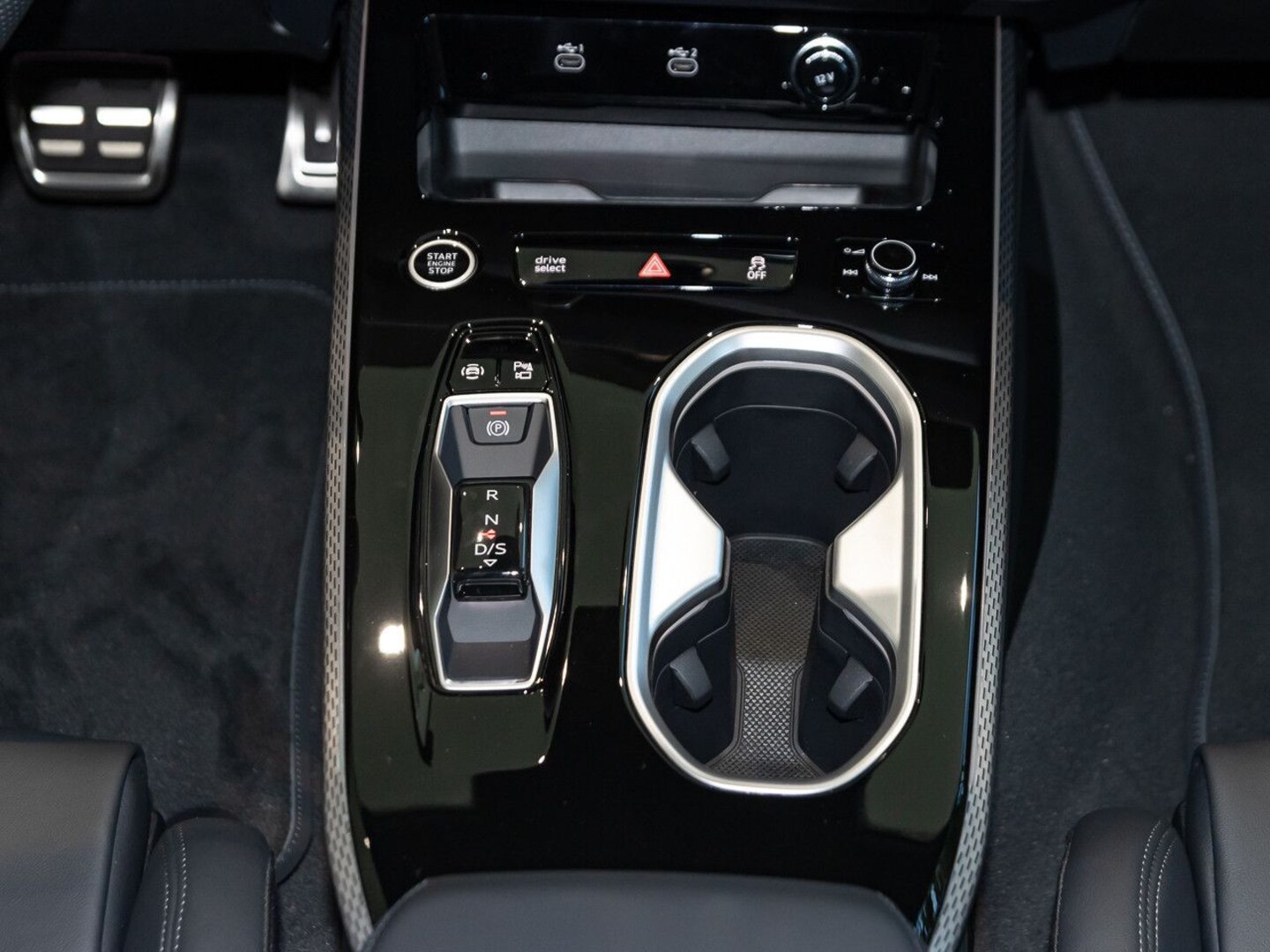 Bild über Audi A6 Avant edition one TDI quattro 150 kW S tronic - für weitere Informationen kontaktieren Sie den Audi Partner