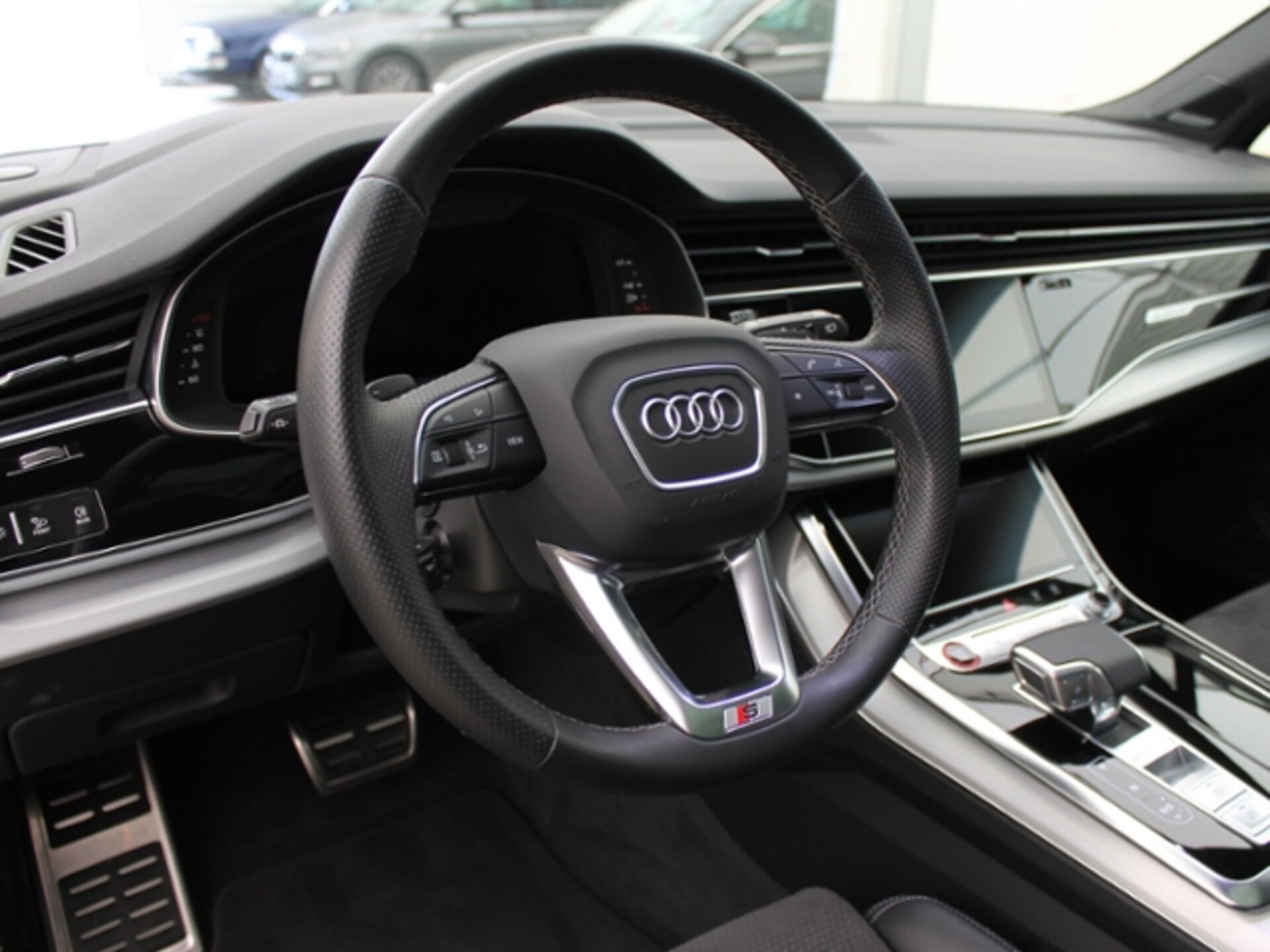 Audi SQ7 SUV