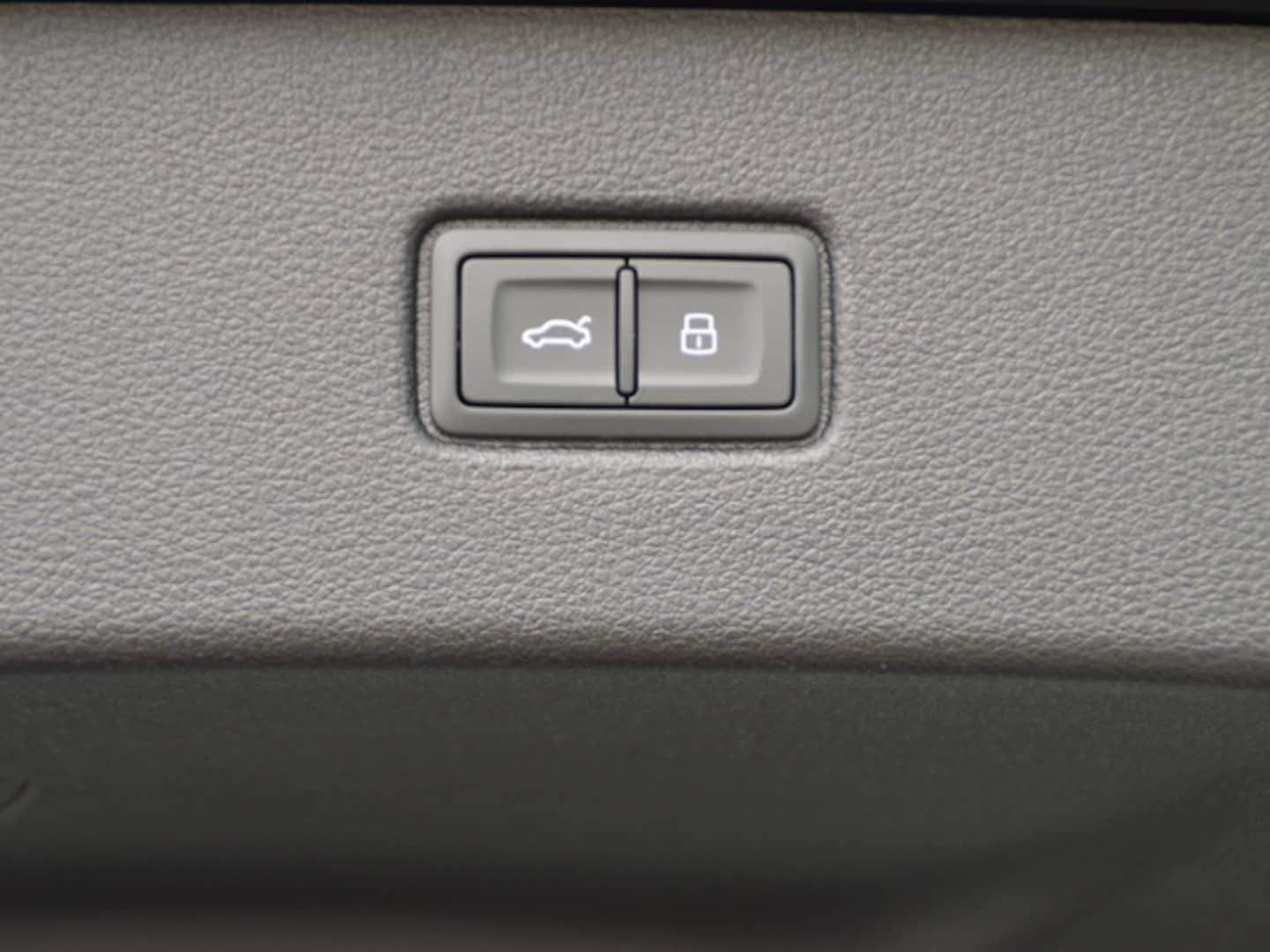 Bild über Audi Q7 competition plus 50 TDI quattro tiptronic - für weitere Informationen kontaktieren Sie den Audi Partner