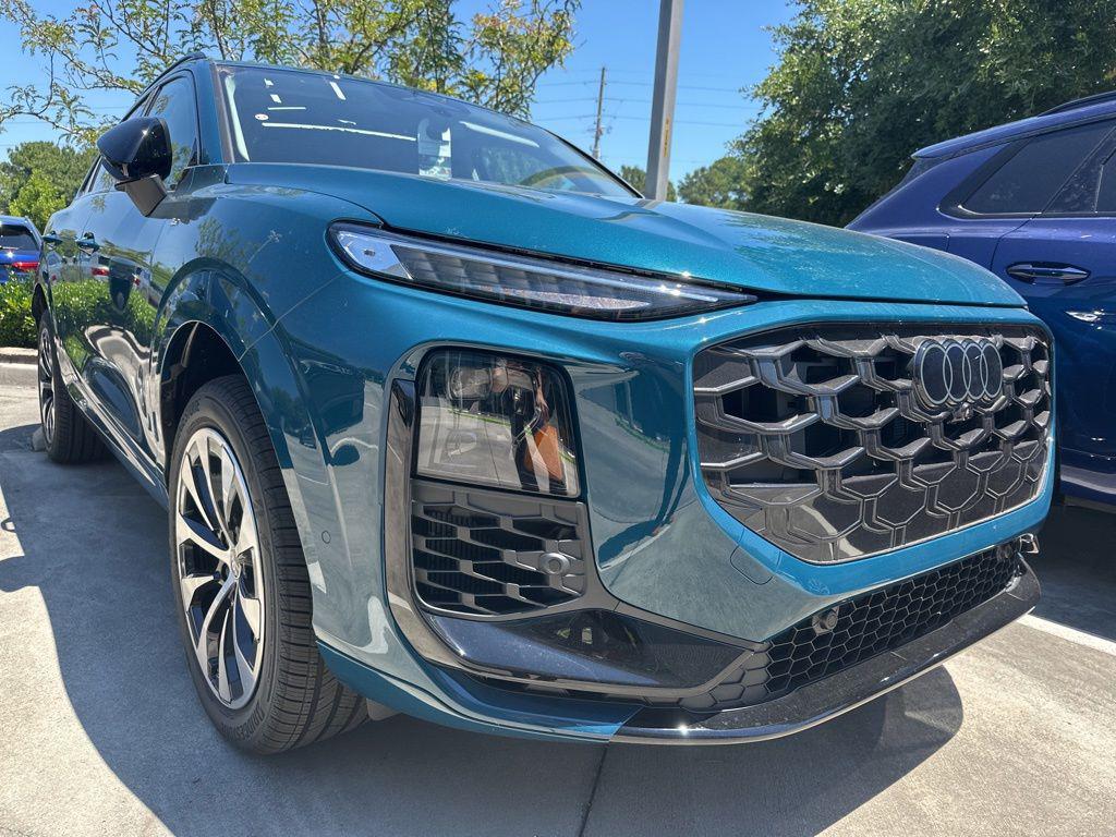 2026 Audi Q3 S line quattro's photo