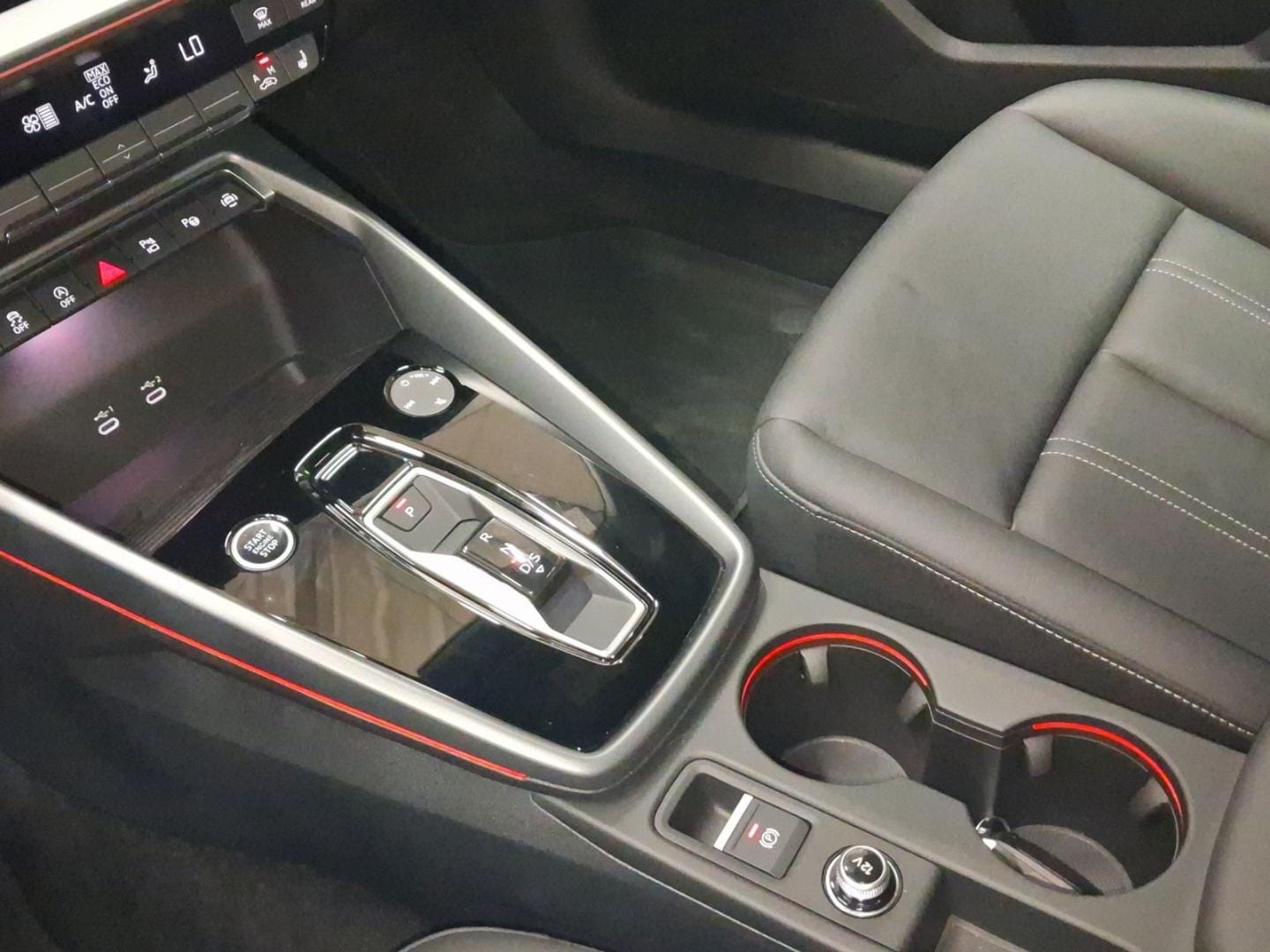 Bild über Audi A3 Sportback TDI S tronic - für weitere Informationen kontaktieren Sie den Audi Partner
