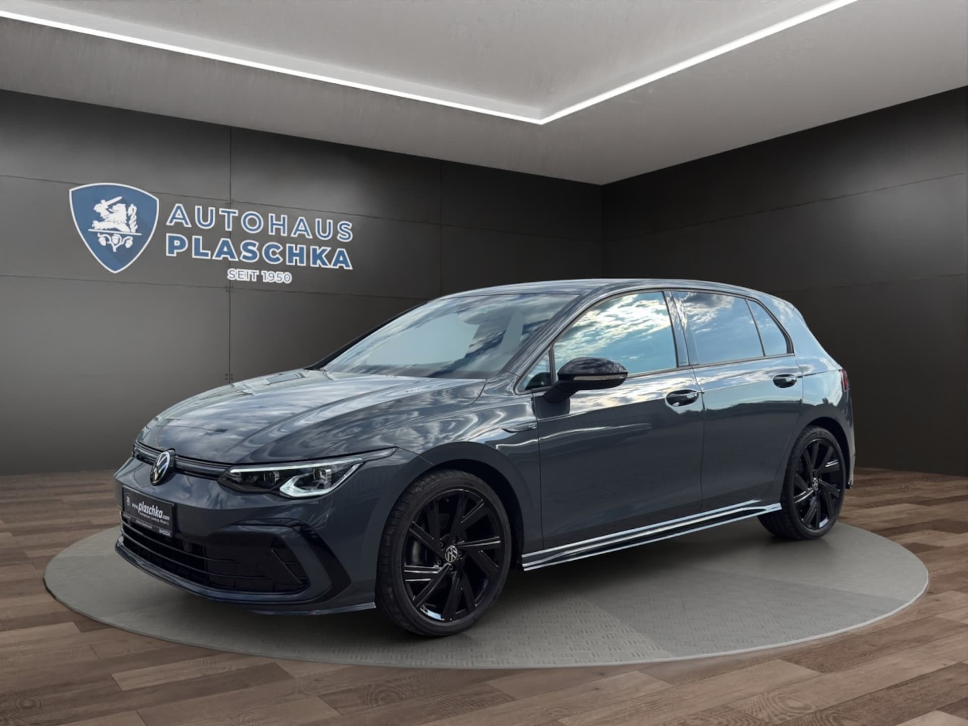Volkswagen Golf R-Line