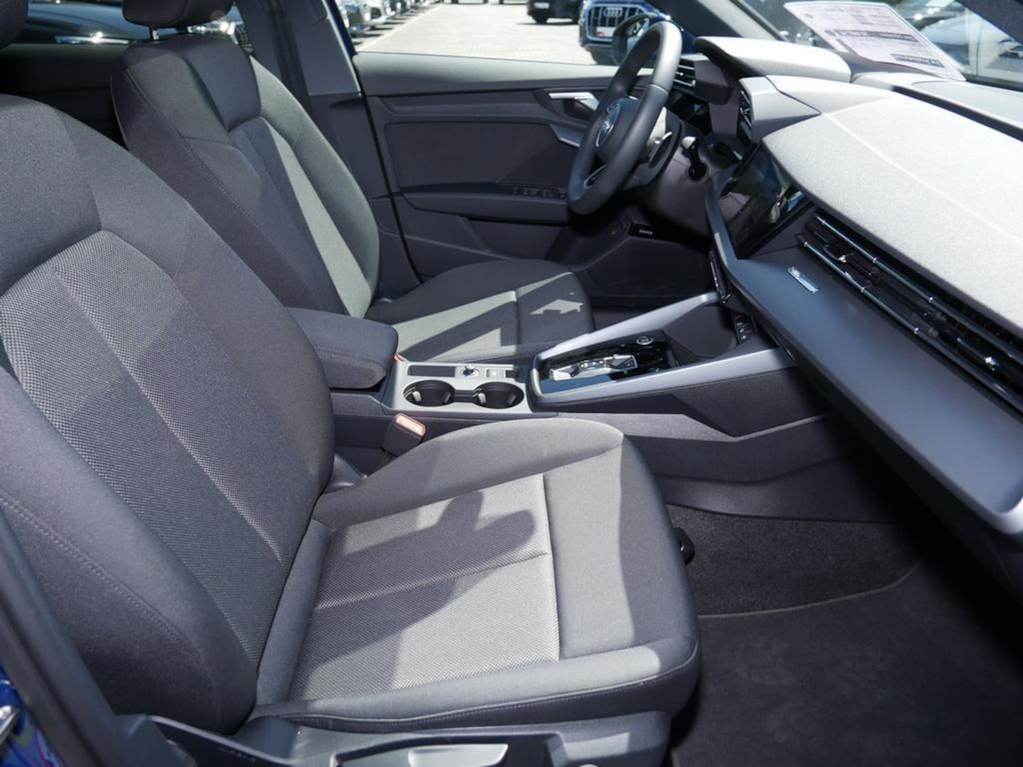 Bild über Audi A3 Sportback TFSI e S line 40 TFSI e S tronic - für weitere Informationen kontaktieren Sie den Audi Partner