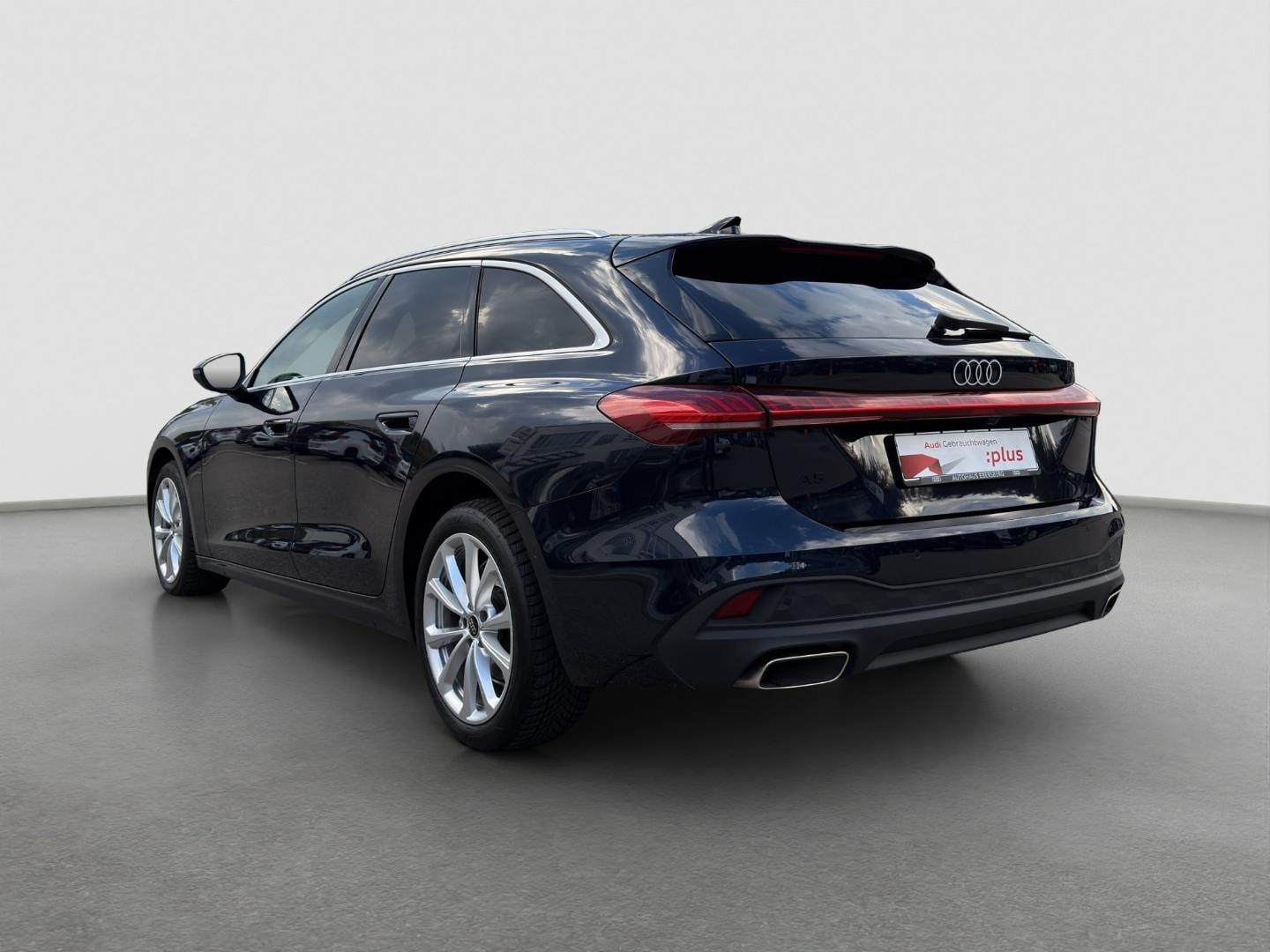 Bild über Audi A5 Avant TFSI 110 kW S tronic - für weitere Informationen kontaktieren Sie den Audi Partner