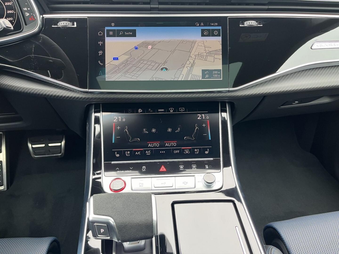 Bild über Audi RS Q8 SUV TFSI quattro 471 kW tiptronic - für weitere Informationen kontaktieren Sie den Audi Partner