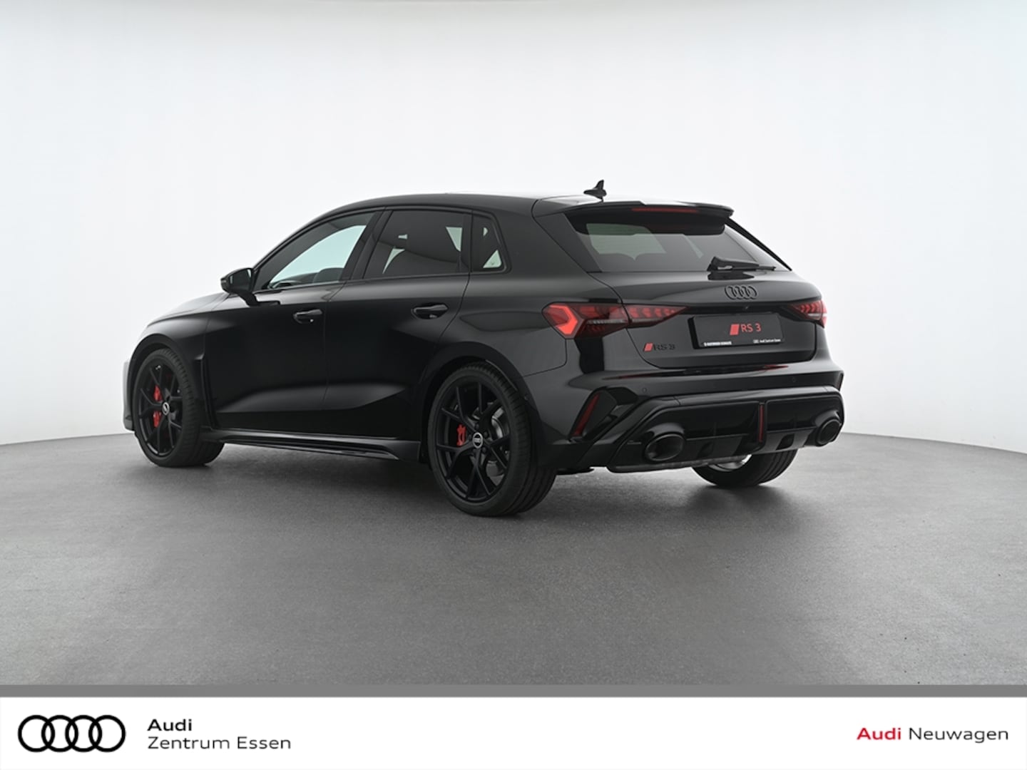 Bild über Audi RS 3 Sportback TFSI quattro 294 kW S tronic - für weitere Informationen kontaktieren Sie den Audi Partner