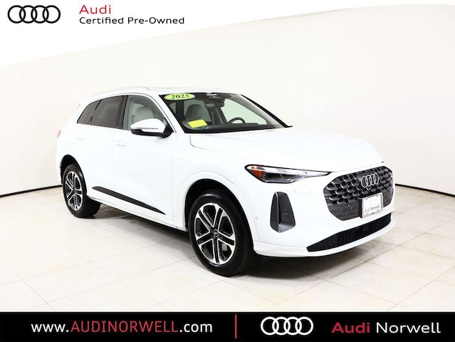 Photo of 2025 Audi Q5
