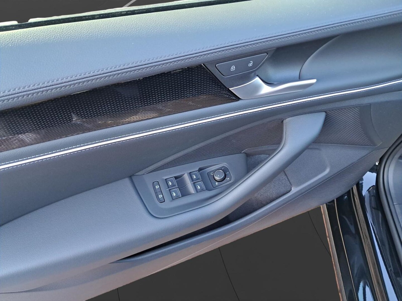 Volkswagen Passat – Bild 10