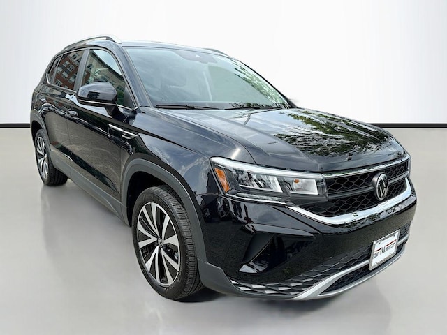 Photo of 2023 Volkswagen Taos
