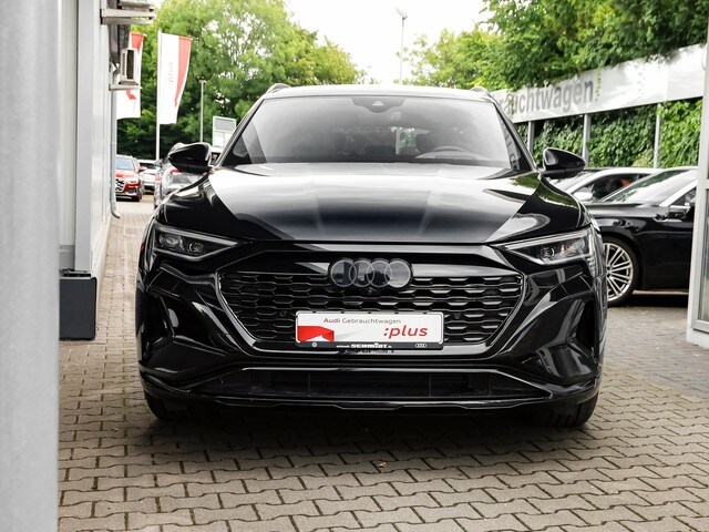 Image about Audi Q8 e-tron advanced 55 e-tron quattro
