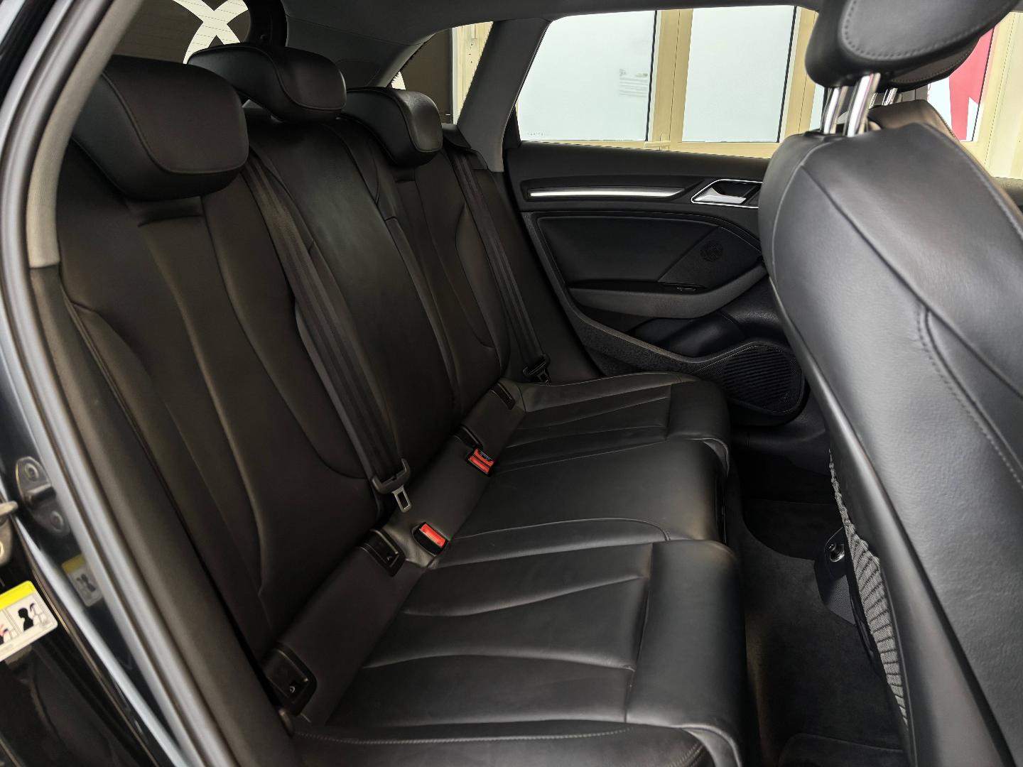 Image about Audi A3 Sportback e-tron Design Luxe 40 e-tron 150 kW (204 ch) S tronic