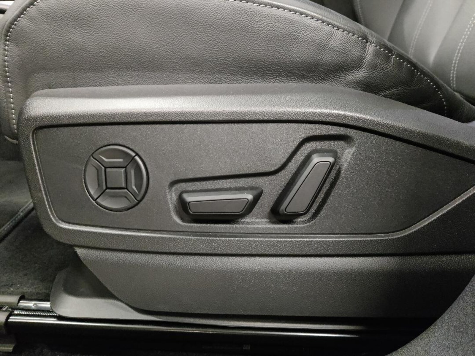 Audi Q5 Sportback – Bild 18