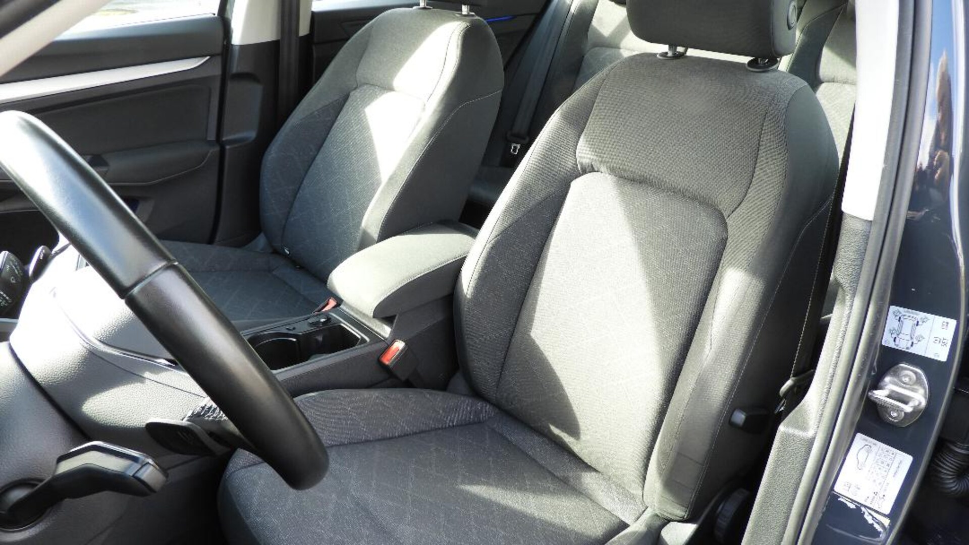 Volkswagen Golf Variant Life