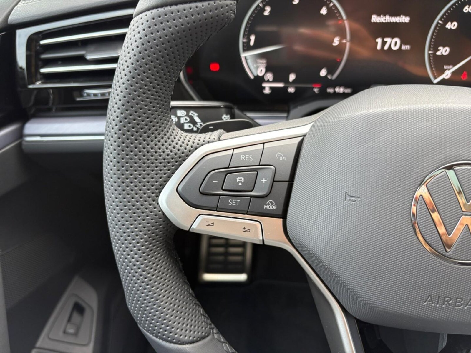 Volkswagen Touareg – Bild 20