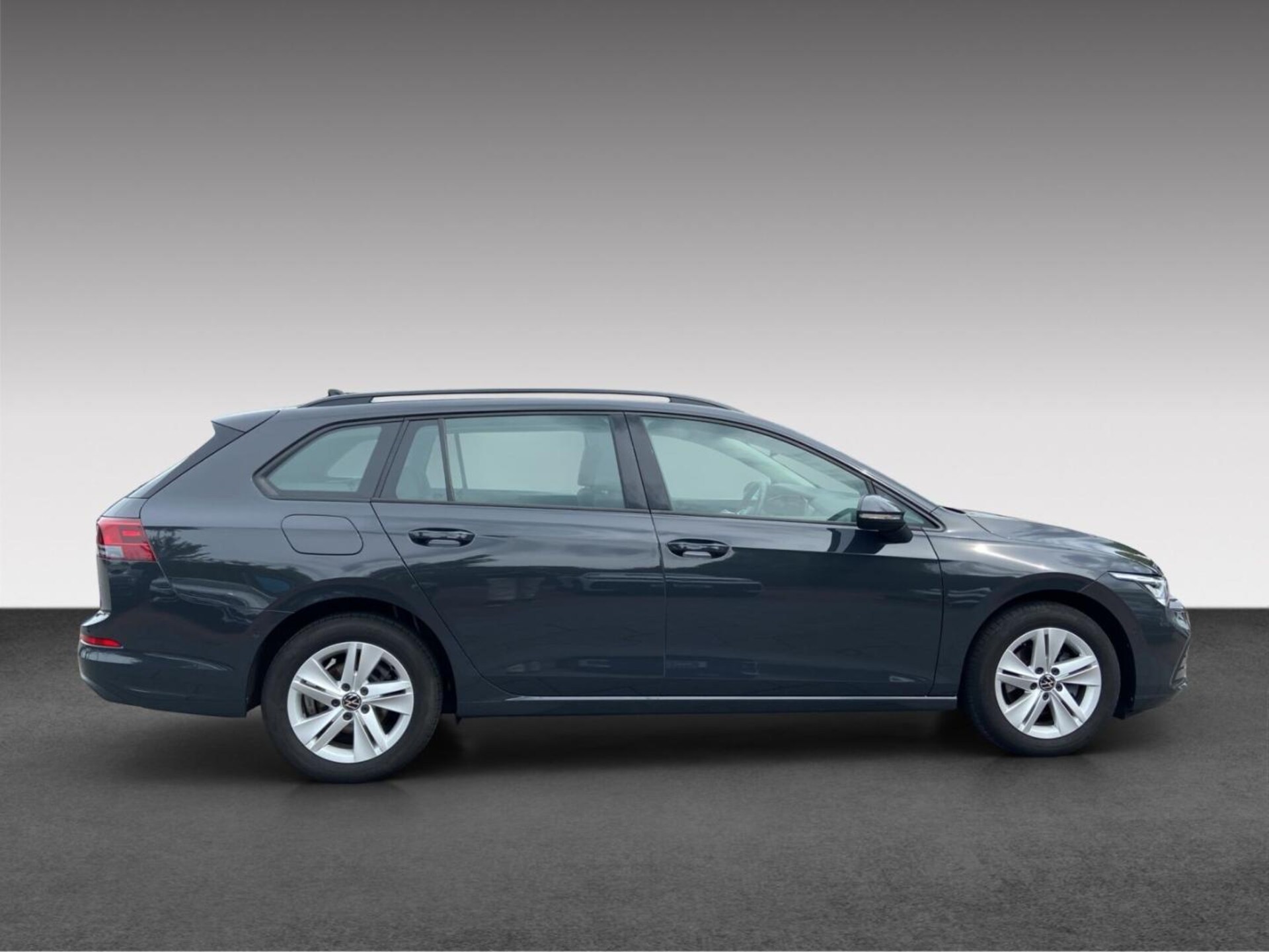 Volkswagen Golf Variant Life