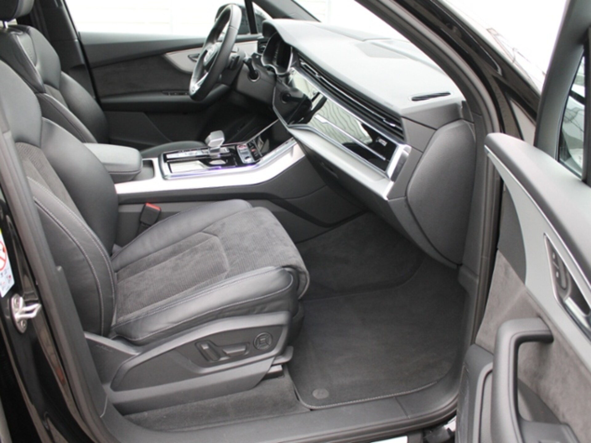 Audi SQ7 SUV
