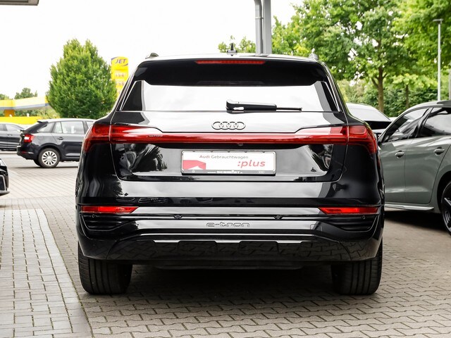 Image about Audi Q8 e-tron advanced 55 e-tron quattro