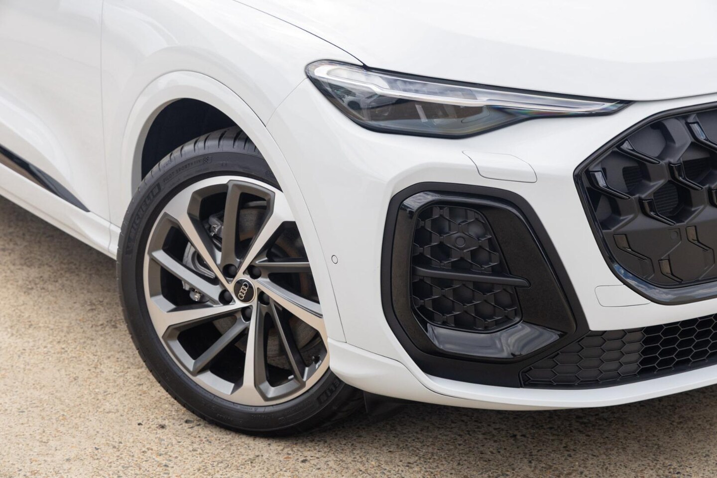 Image about Audi Q5 Sportback TDI quattro 150 kW sport