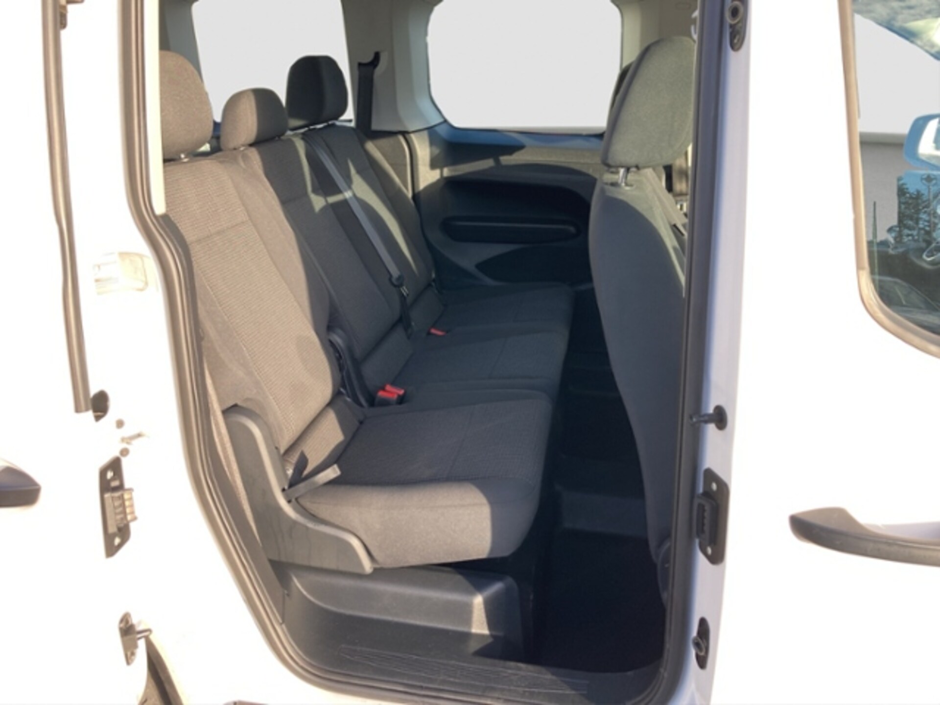 Volkswagen Caddy Kombi Basis-Modell