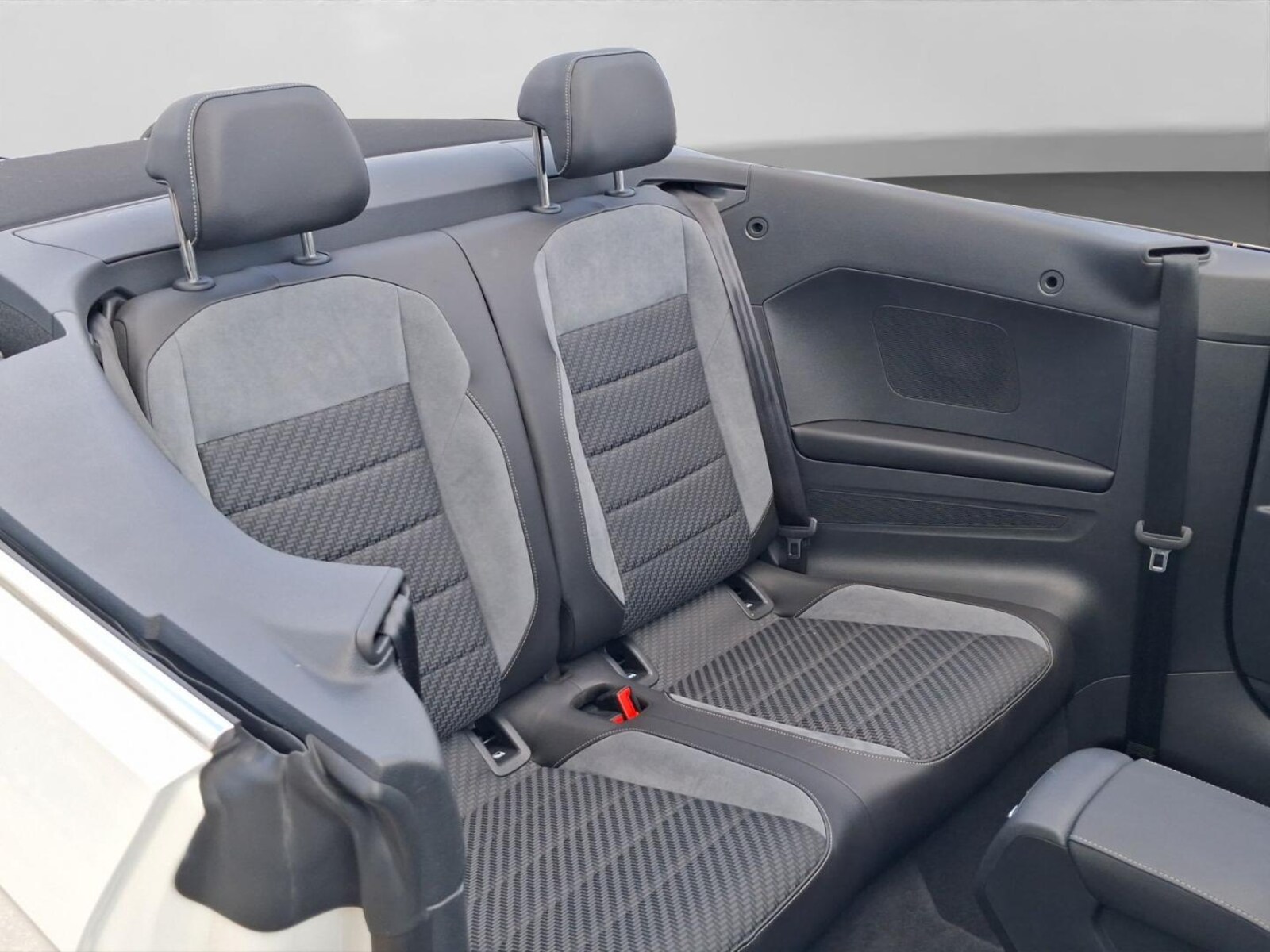 Volkswagen T-Roc Cabriolet – Bild 5