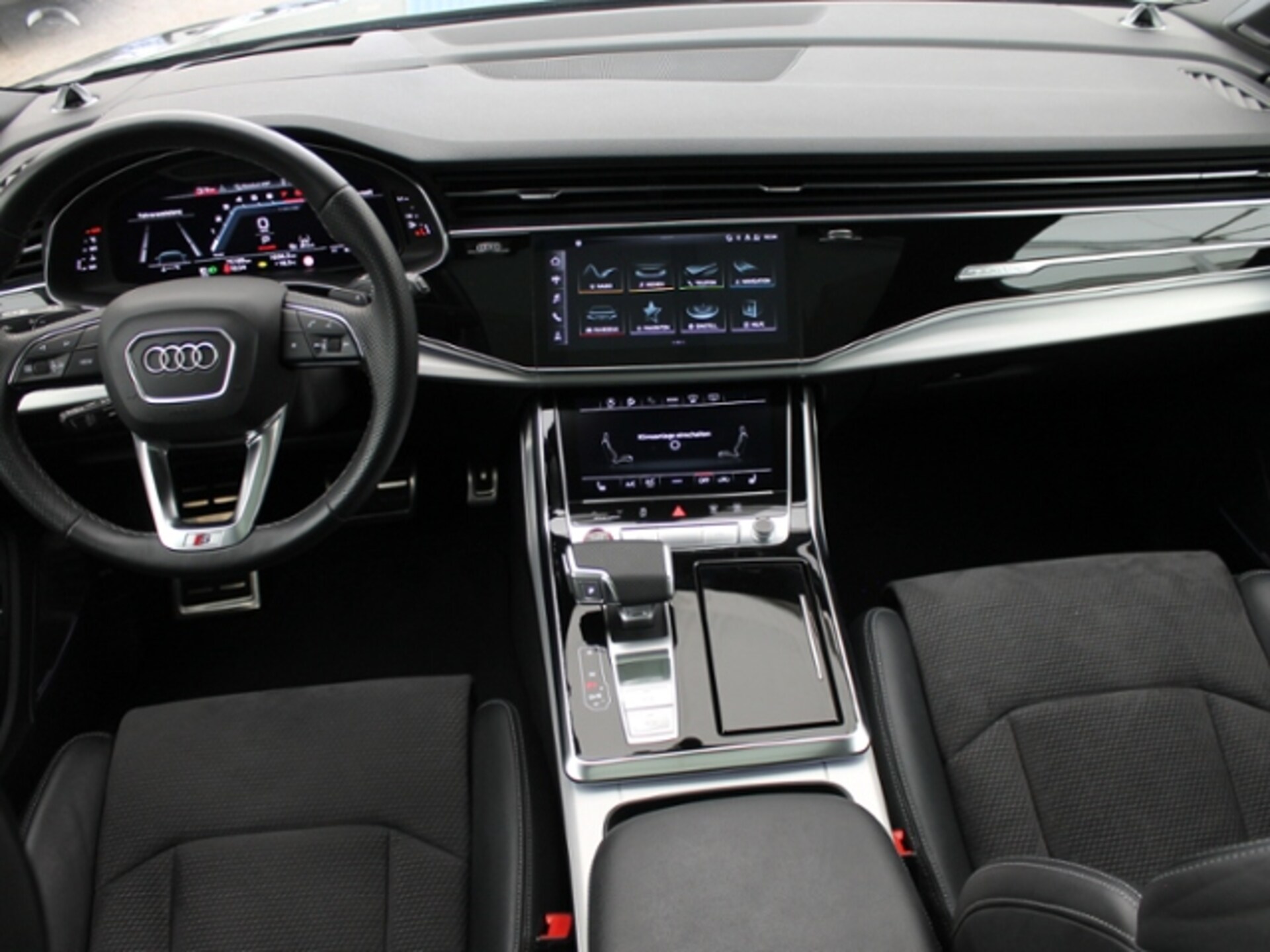 Audi SQ7 SUV