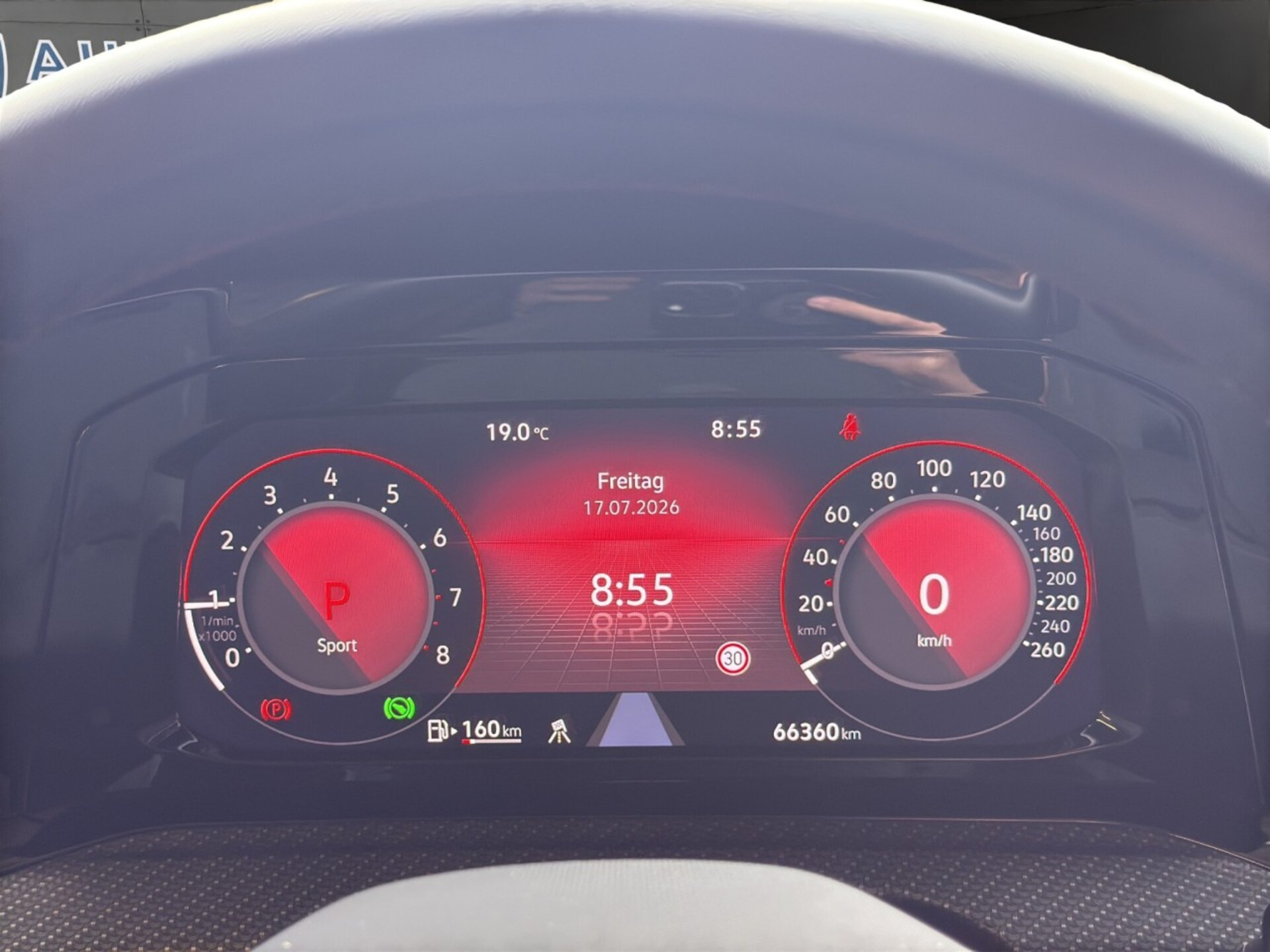 Volkswagen Golf R-Line