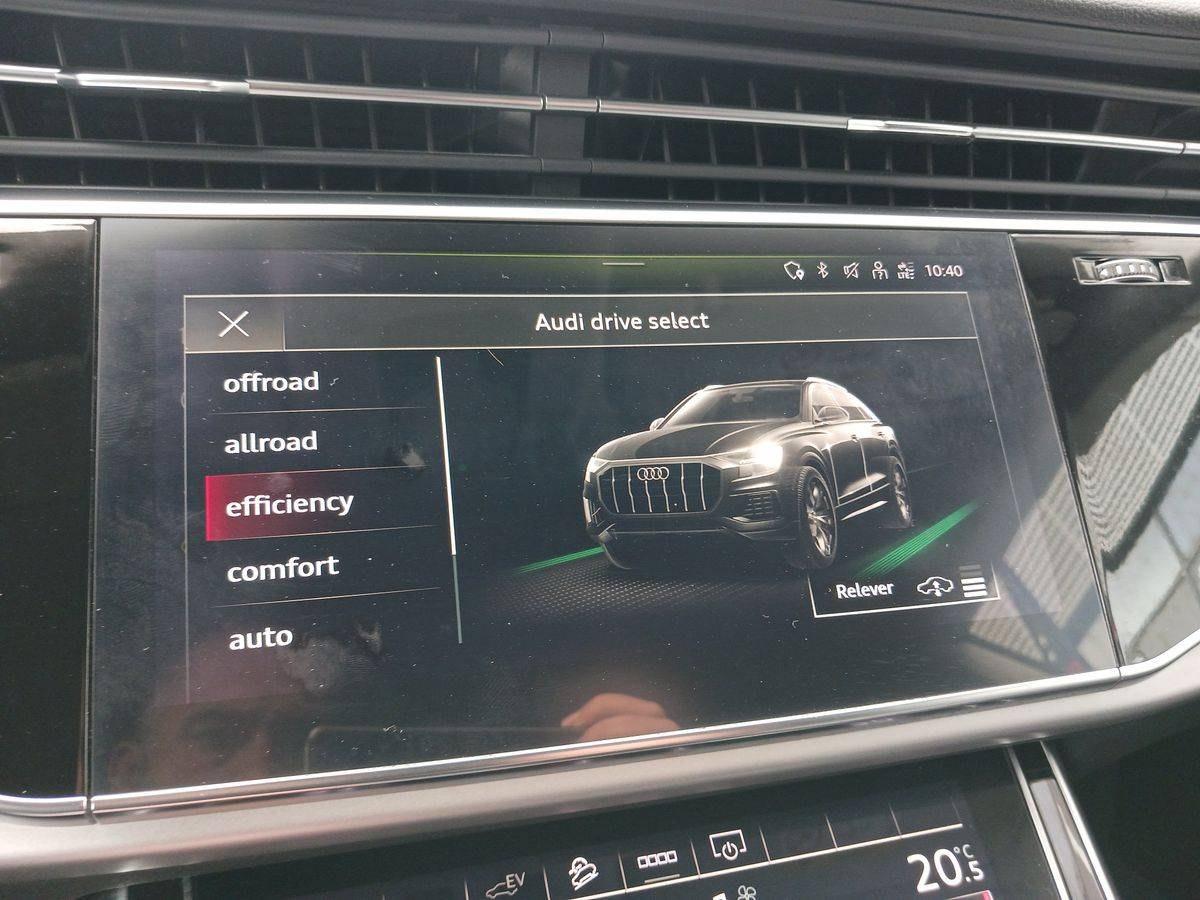 Image about Audi Q8 TFSI e Advanced 55 TFSI e quattro 280 kW (381 ch) tiptronic