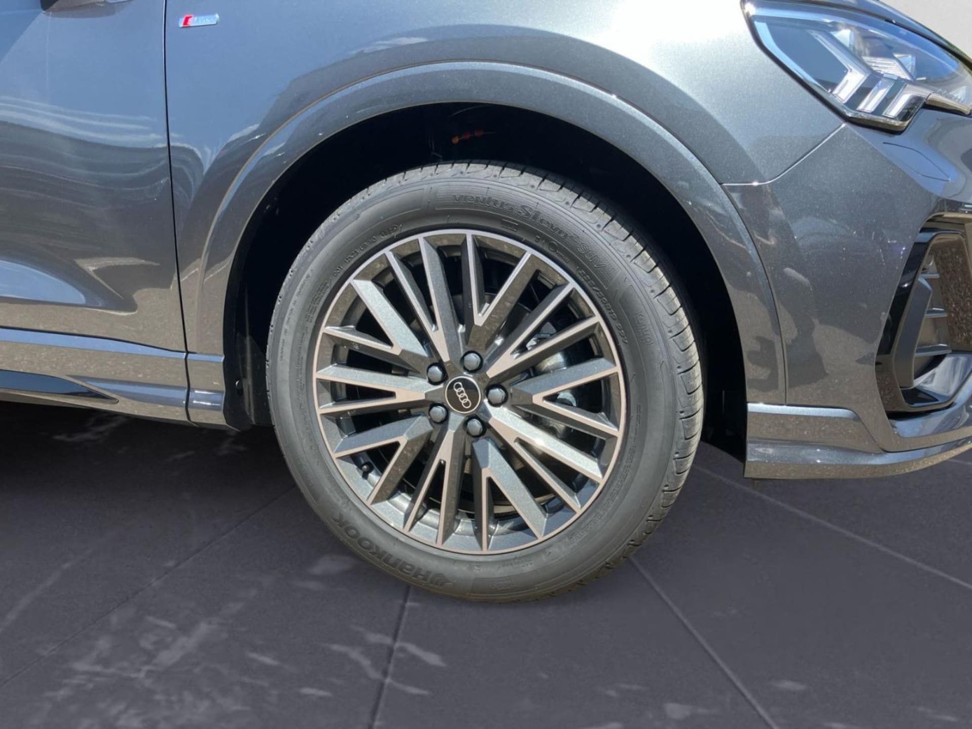 Audi Q3 SUV S line