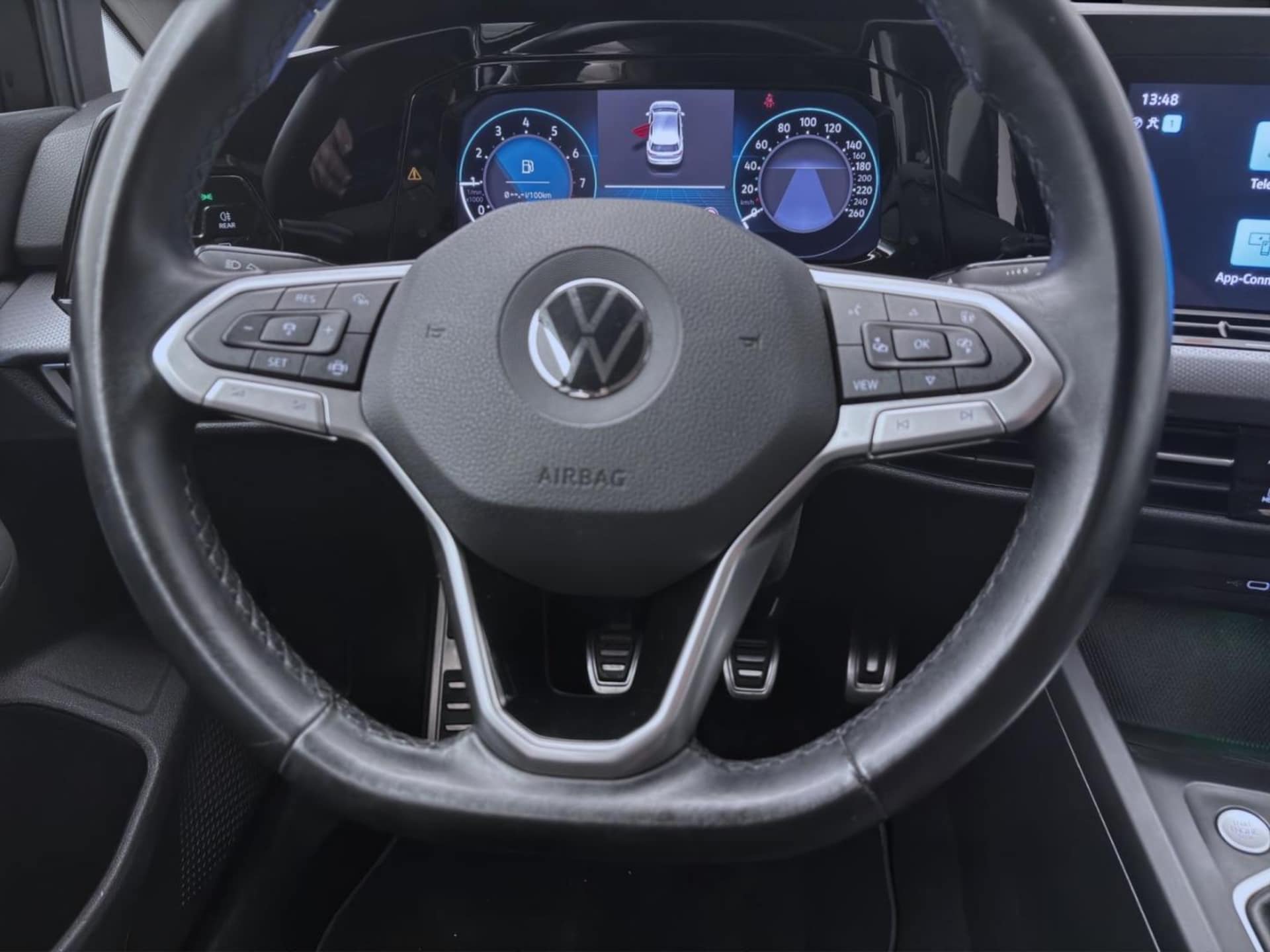 Volkswagen Golf Life