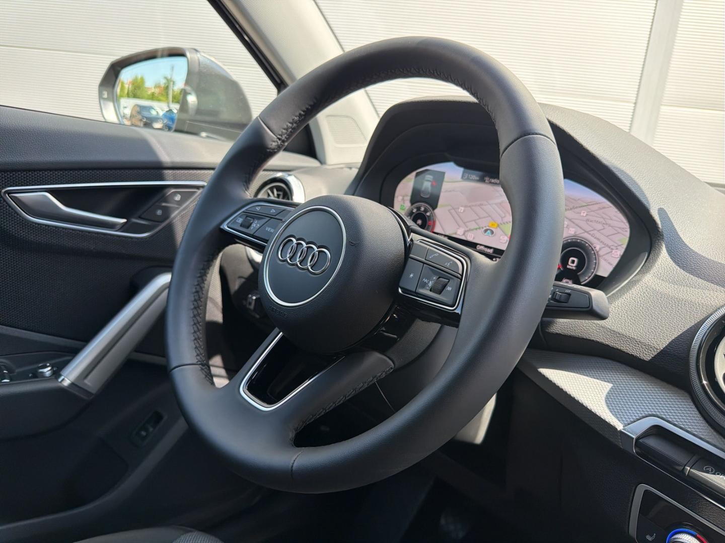 Bild über Audi Q2 S line 30 TDI Schaltgetriebe - für weitere Informationen kontaktieren Sie den Audi Partner