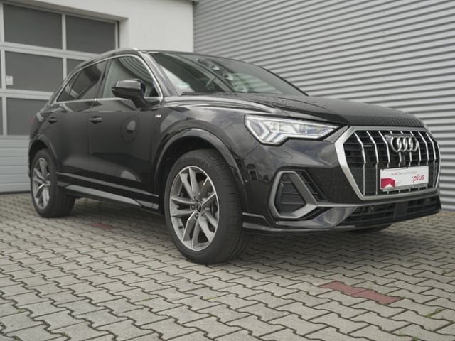 Image about Audi Q3 S line 40 TDI quattro S tronic