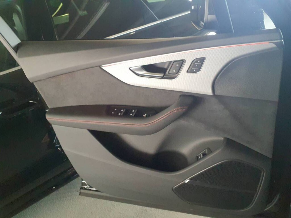 Image about Audi SQ7 SUV TFSI quattro tiptronic