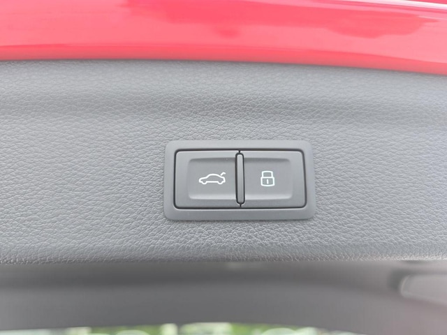 2025 Audi Q3 S Line Premium - Photo 24