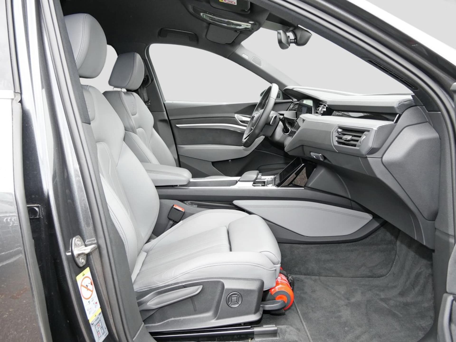 Audi Q8 e-tron S line