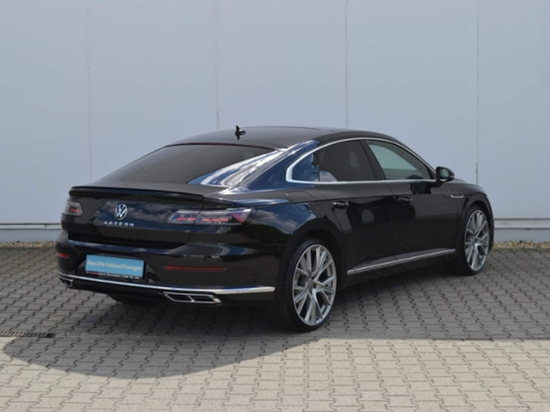 Volkswagen Arteon R-Line