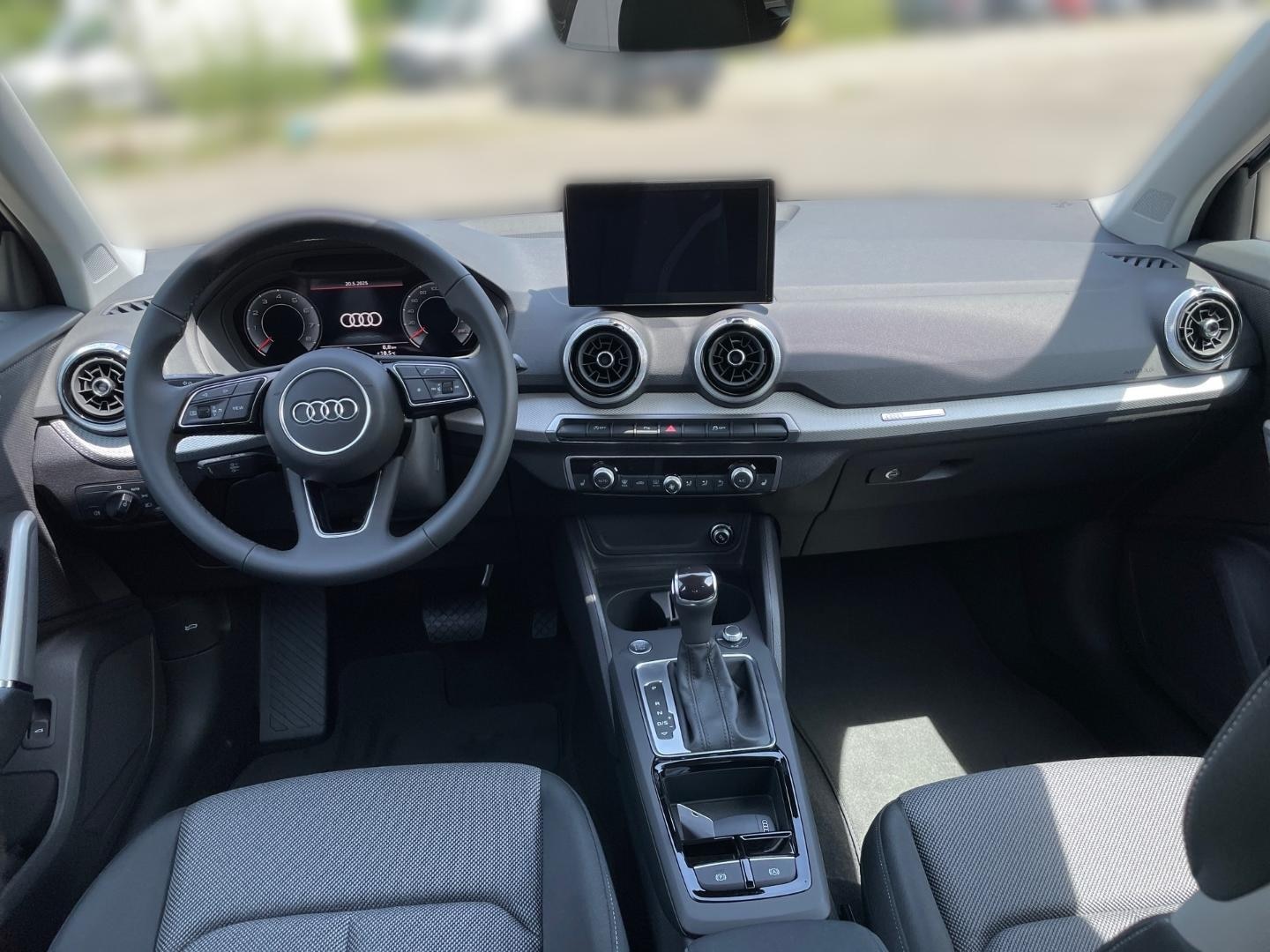 Bild über Audi Q2 S line 35 TFSI S tronic - für weitere Informationen kontaktieren Sie den Audi Partner